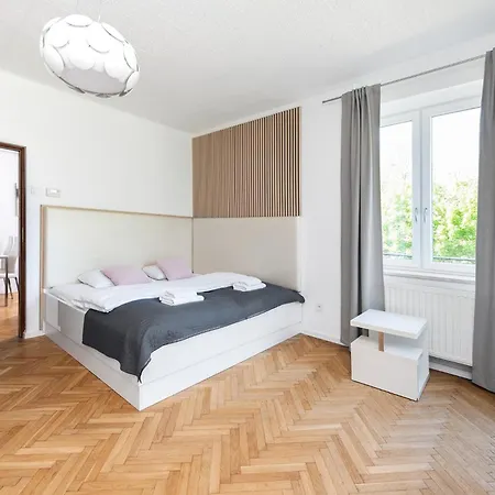 Nearto Old Town Na Ustroniu Street Апартаменти